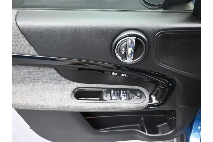 $18160 : MINI Countryman 2020 Cooper image 5