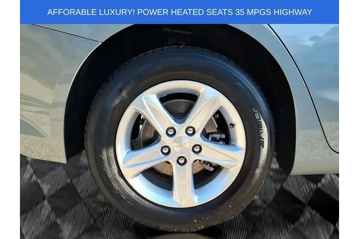 $16600 : Chevrolet Malibu 2023 LT 4dr image 6