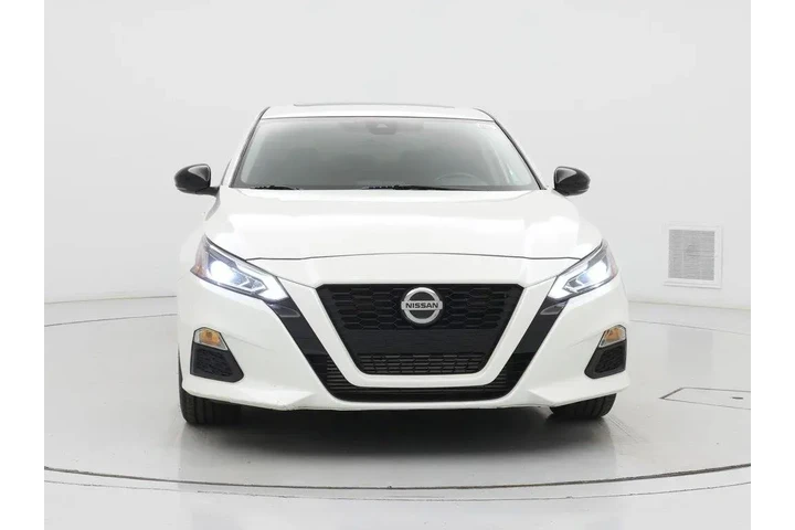 $21998 : Nissan Altima 2022 2.0 SR 4d image 5