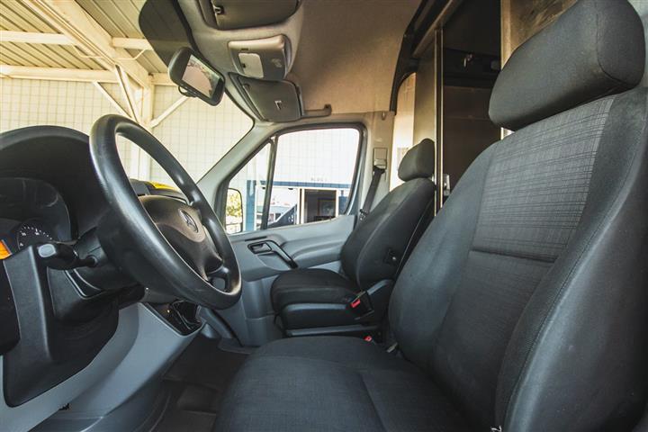 2018 Sprinter Cargo Van 2500 image 6