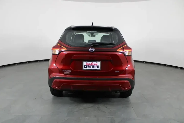 $18505 : Nissan Kicks 2023 SR 4dr Cro image 7