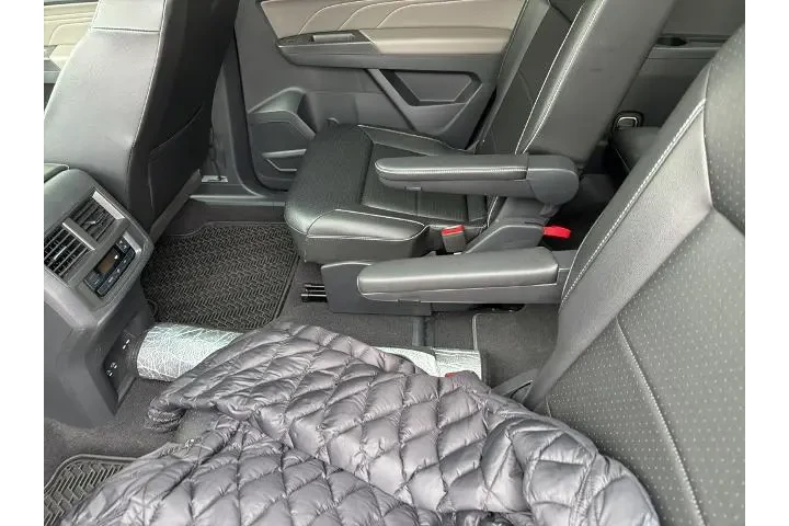 $23120 : Volkswagen Atlas 2022 AWD V6 image 7