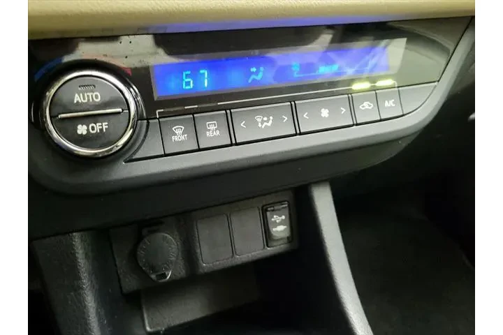 $16998 : Toyota Corolla 2016 LE 4dr S image 8