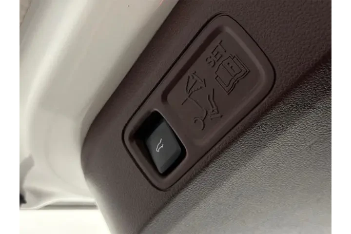 $30000 : Lincoln Navigator L 2018 4x4 image 9