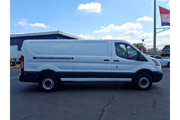 $19400 : 2015 Transit 150 Van Low Roof image 7