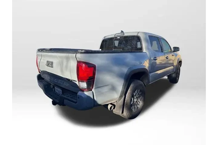 $31244 : Toyota Tacoma 2018 4x4 TRD P image 3