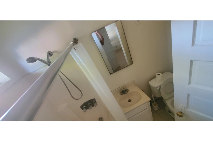 $1950 : Se Renta apartamento image 1