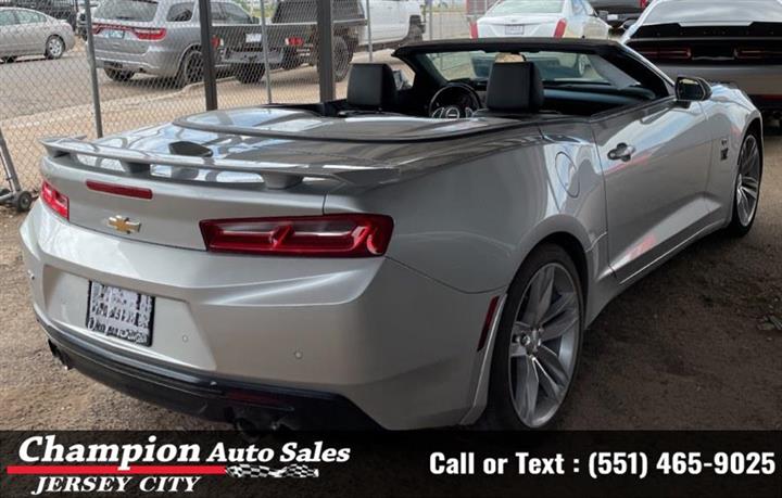 Used 2017 Camaro 2dr Conv 2LT image 7