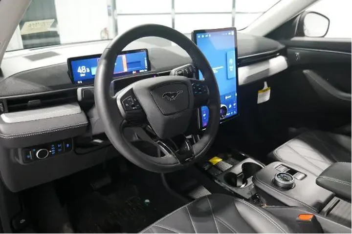 $26000 : Ford Mustang Mach-E 2023 AWD image 9