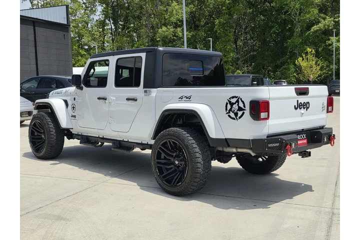 $32900 : Jeep Gladiator 2022 4x4 Will image 7