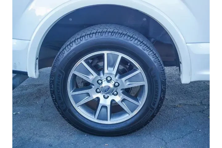 $17991 : Ford F-150 2017 4x2 Lariat 4 image 9