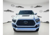 $32990 : Toyota Tacoma 2020 4x4 TRD S thumbnail