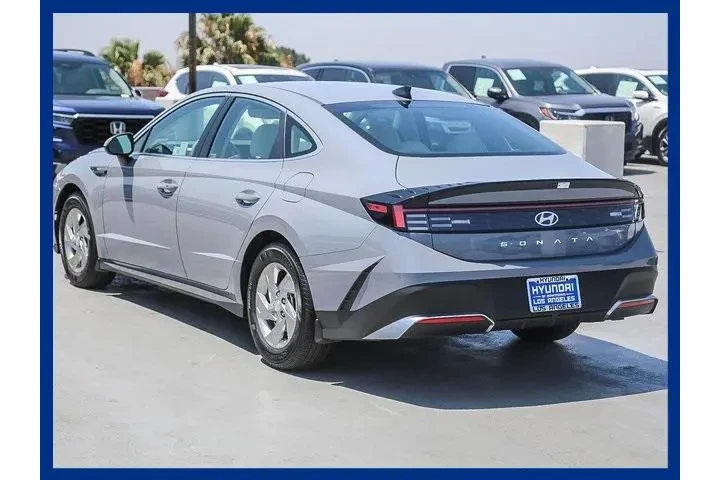 $27774 : Hyundai SONATA 2025 SE 4dr S image 10