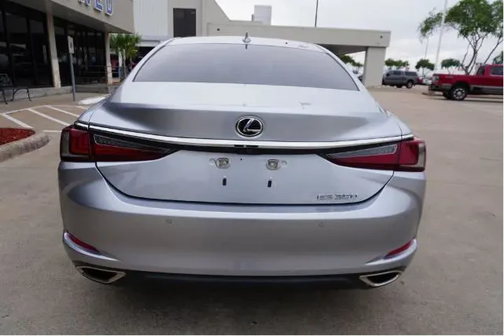 $38725 : Lexus ES 350 2022 4dr Sedan image 5