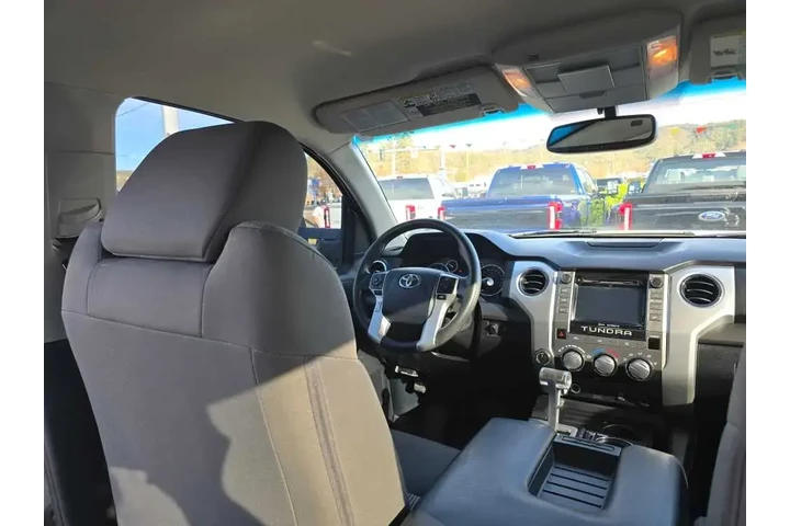 $29990 : Toyota Tundra 2015 4x4 SR5 4 image 10