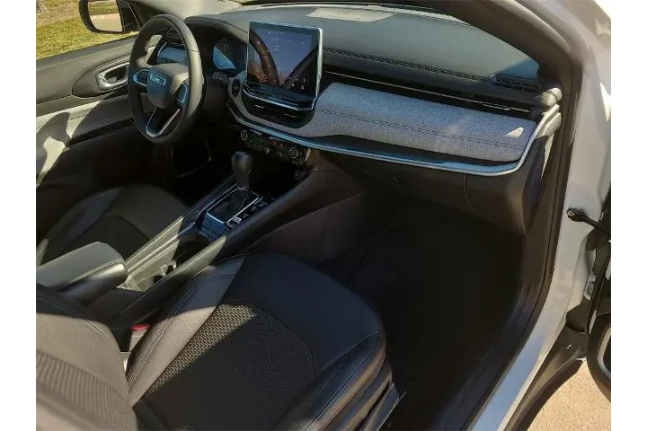 $20762 : Jeep Compass 2024 4x4 Latitu image 10