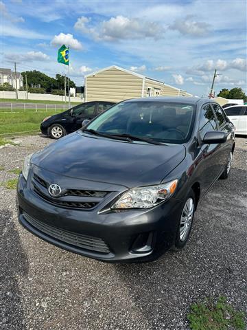 $5990 : Toyota Corolla 2011 image 2