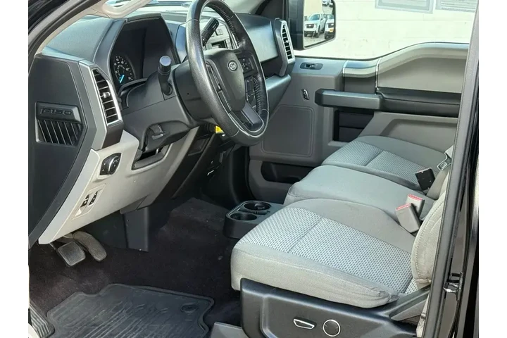 $17989 : Ford F-150 2016 4x2 XLT 4dr image 5