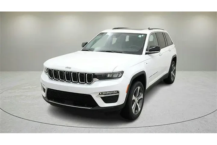 $28999 : Jeep Grand Cherokee 2023 4x4 image 3