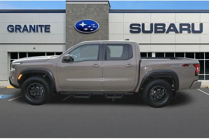 $35490 : Nissan Frontier 2023 4x4 PRO image 6