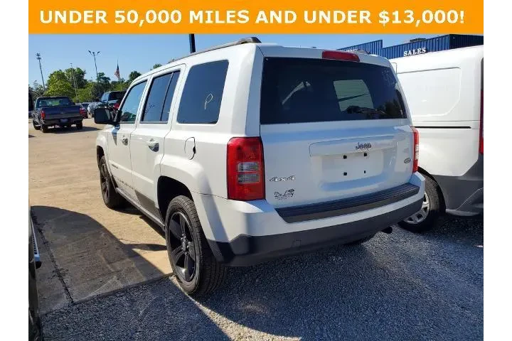 $10946 : Jeep Patriot 2015 4x4 Latitu image 3