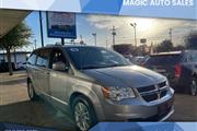 $15999 : 2019 Grand Caravan SXT 35th A thumbnail