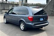 $7988 : 2002 Grand Caravan Sport thumbnail