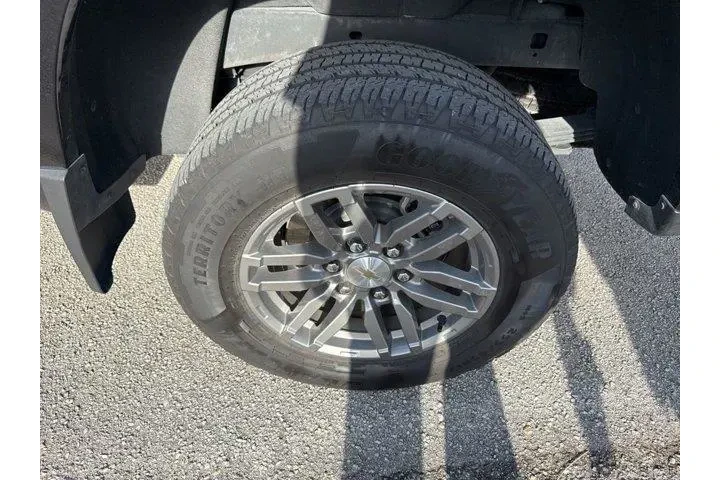 $28251 : Chevrolet Colorado 2023 4x2 image 5