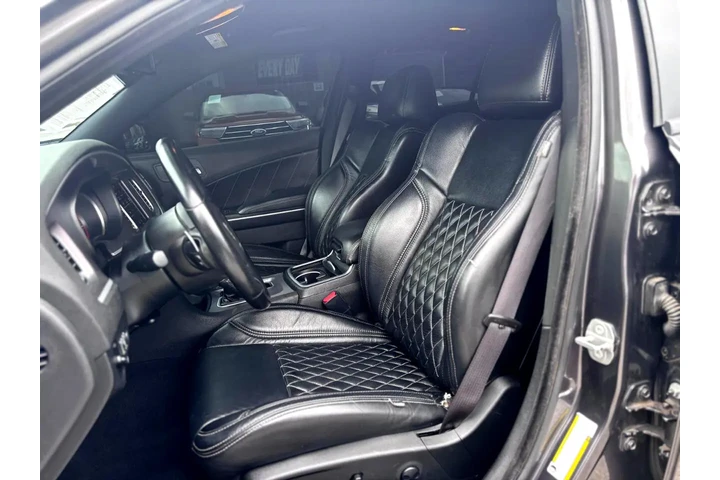 2022 Charger R/T image 7