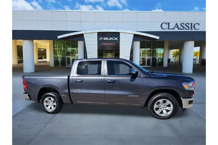 $36987 : Ram 1500 2023 4x4 Laramie 4d image 9