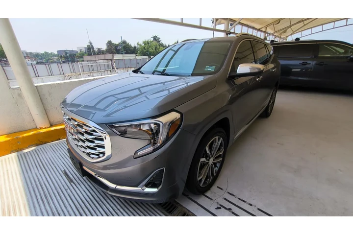 $449000 : GMC Terrain Denali 2021 image 3