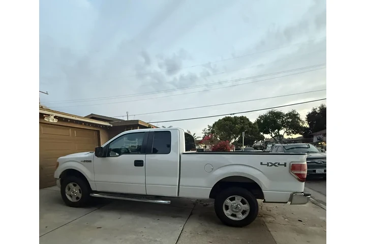 $11000 : Pick up truck FORD F-150 image 6