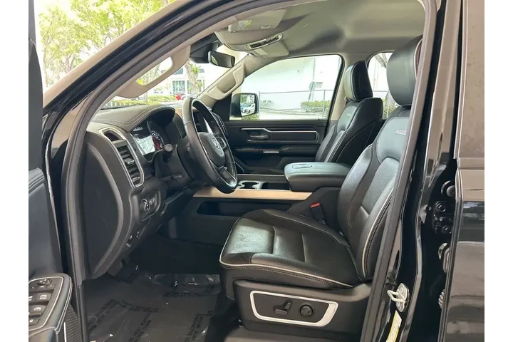 $37987 : Ram 1500 2022 4x4 Laramie 4d image 5