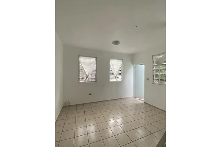 $670 : Renta Departamento 2 estudiant image 1