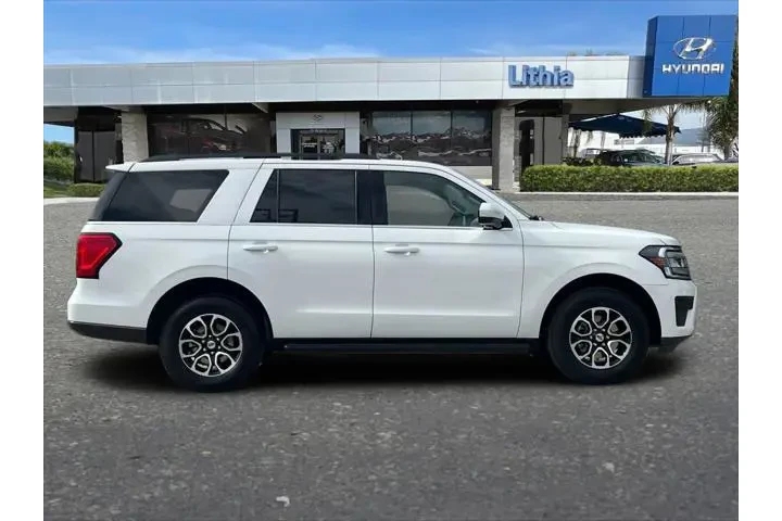 $35999 : Ford Expedition 2024 4x2 XLT image 9