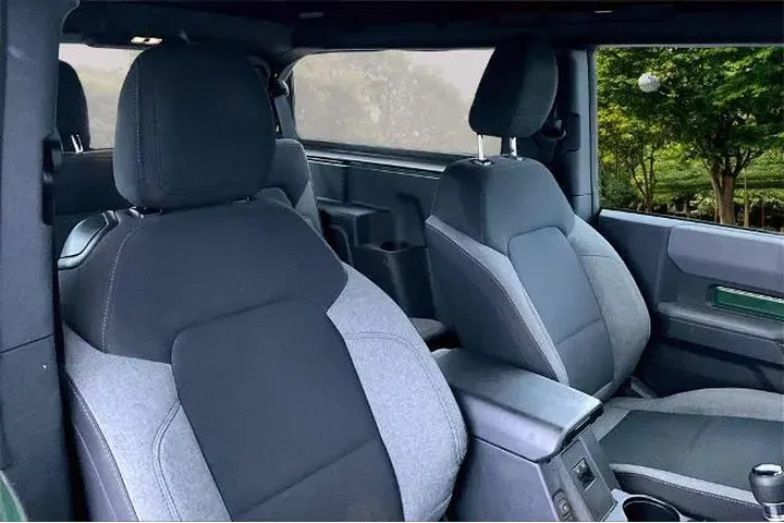 $31325 : Ford Bronco 2022 4x4 Base 2d image 7