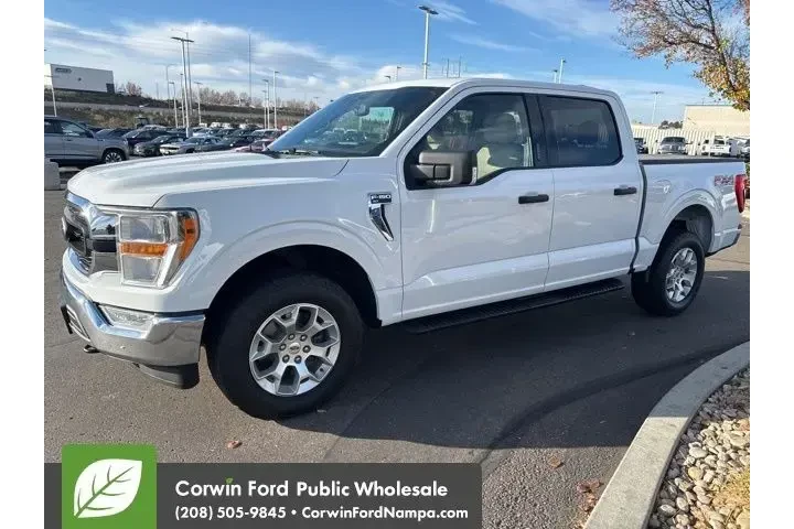 $29779 : Ford F-150 2021 4x4 XLT 4dr image 1