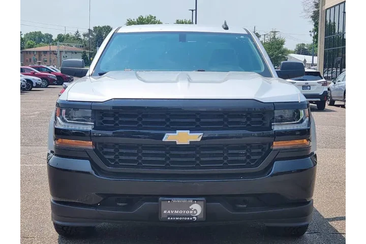 $15954 : 2017 Silverado 1500 Custom image 6