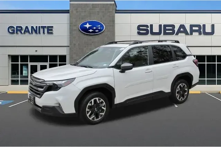 $29890 : Subaru Forester 2025 AWD Pre image 6