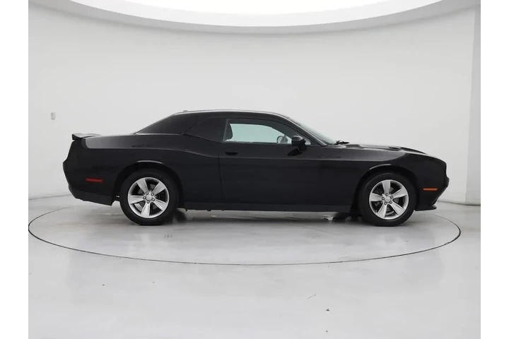 $18998 : Dodge Challenger 2018 SXT 2d image 7