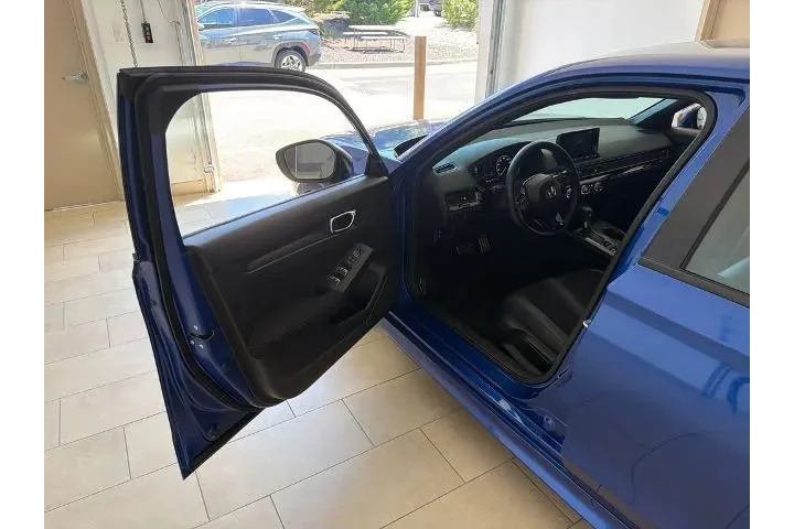 $24978 : Honda Civic 2024 Sport 4dr S image 10