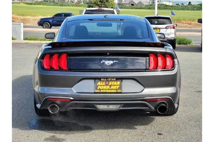 $20900 : Ford Mustang 2020 EcoBoost 2 image 5