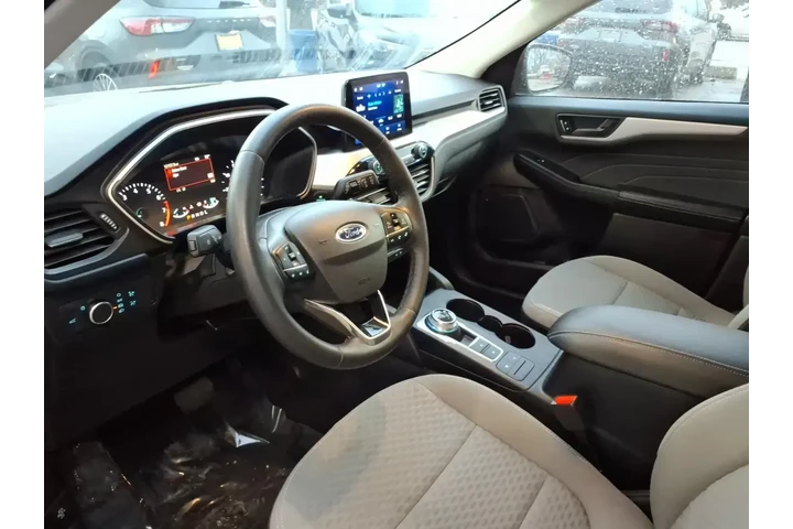 $23887 : Ford Escape 2022 SE 4dr SUV image 10