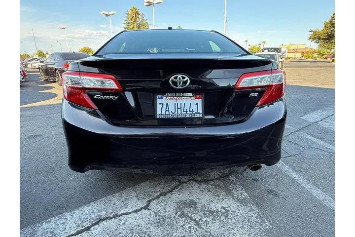 $10592 : Toyota Camry 2012 SE 4dr Sed image 4
