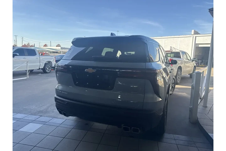 $34480 : Chevrolet Traverse 2024 LS 4 image 5