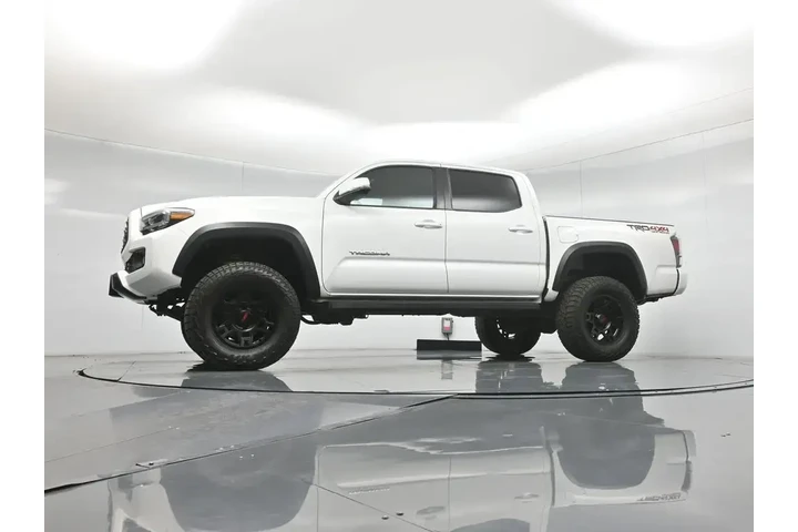 $39958 : Toyota Tacoma 2022 4x4 TRD P image 8