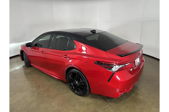 $33451 : Gold Certified 2022 Camry XSE image 6