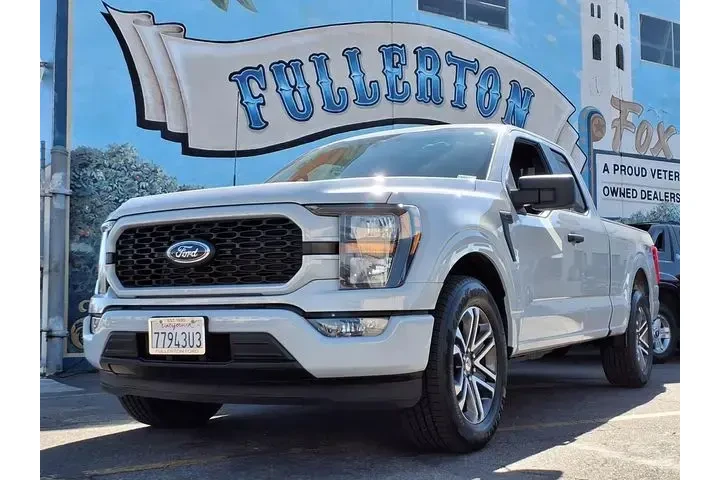 $29999 : Ford F-150 2023 4x2 XL 4dr S image 1