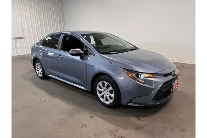 $19958 : Toyota Corolla 2024 LE 4dr S image 1