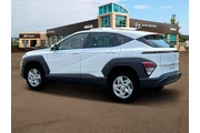 $21900 : Hyundai KONA 2024 AWD SE 4dr thumbnail